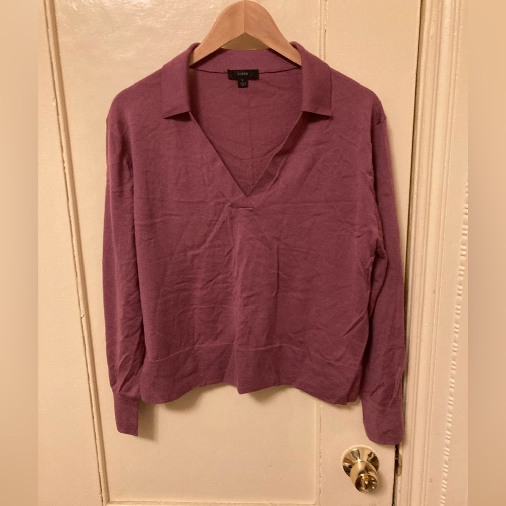 Brand new J Crew women’s long sleeve v neck collared shirt